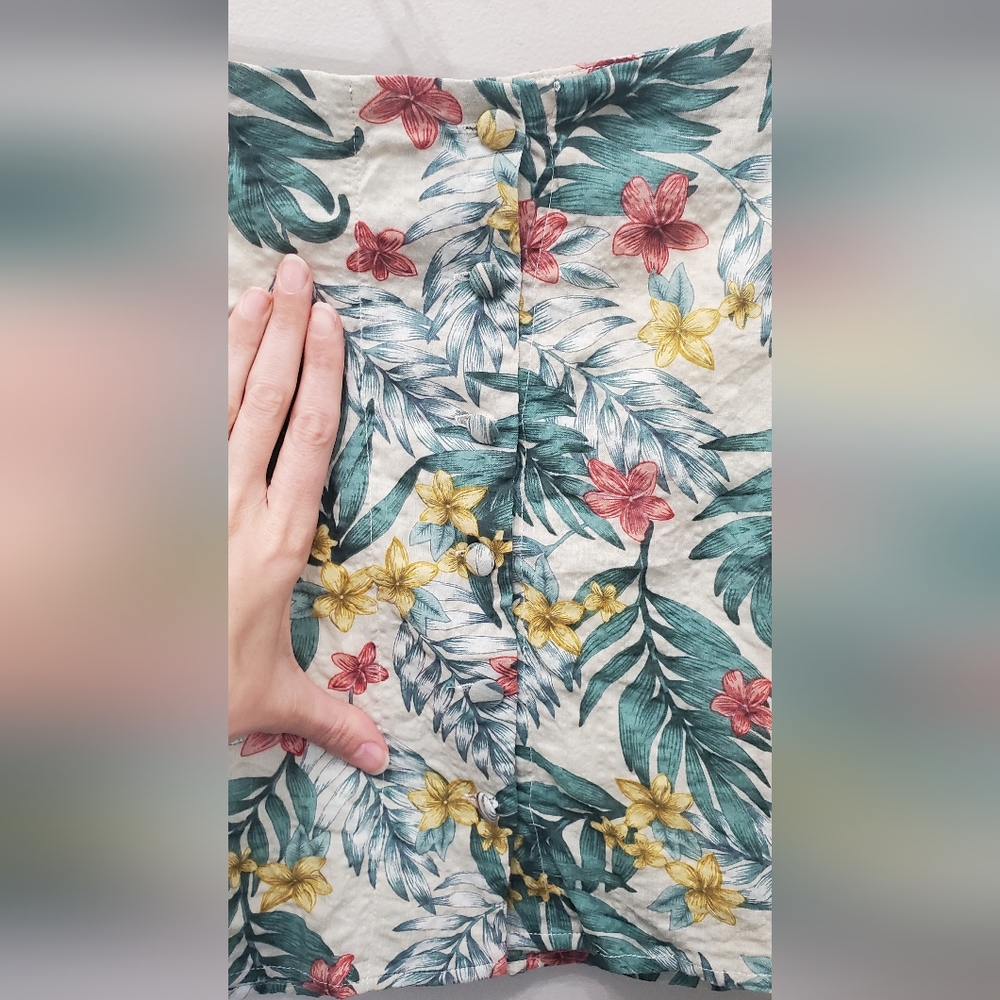 Tropical Print Button Front Mini Skirt - Picture 2 of 7